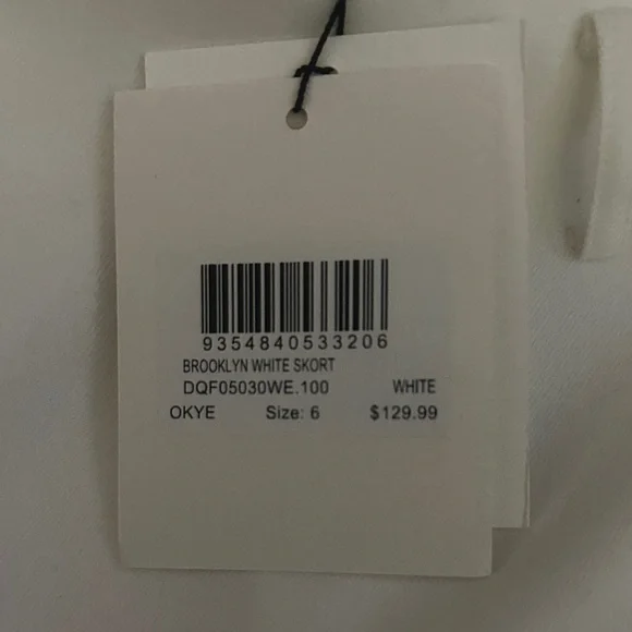 DISSH Elegant White Skort - Picture 3 of 7